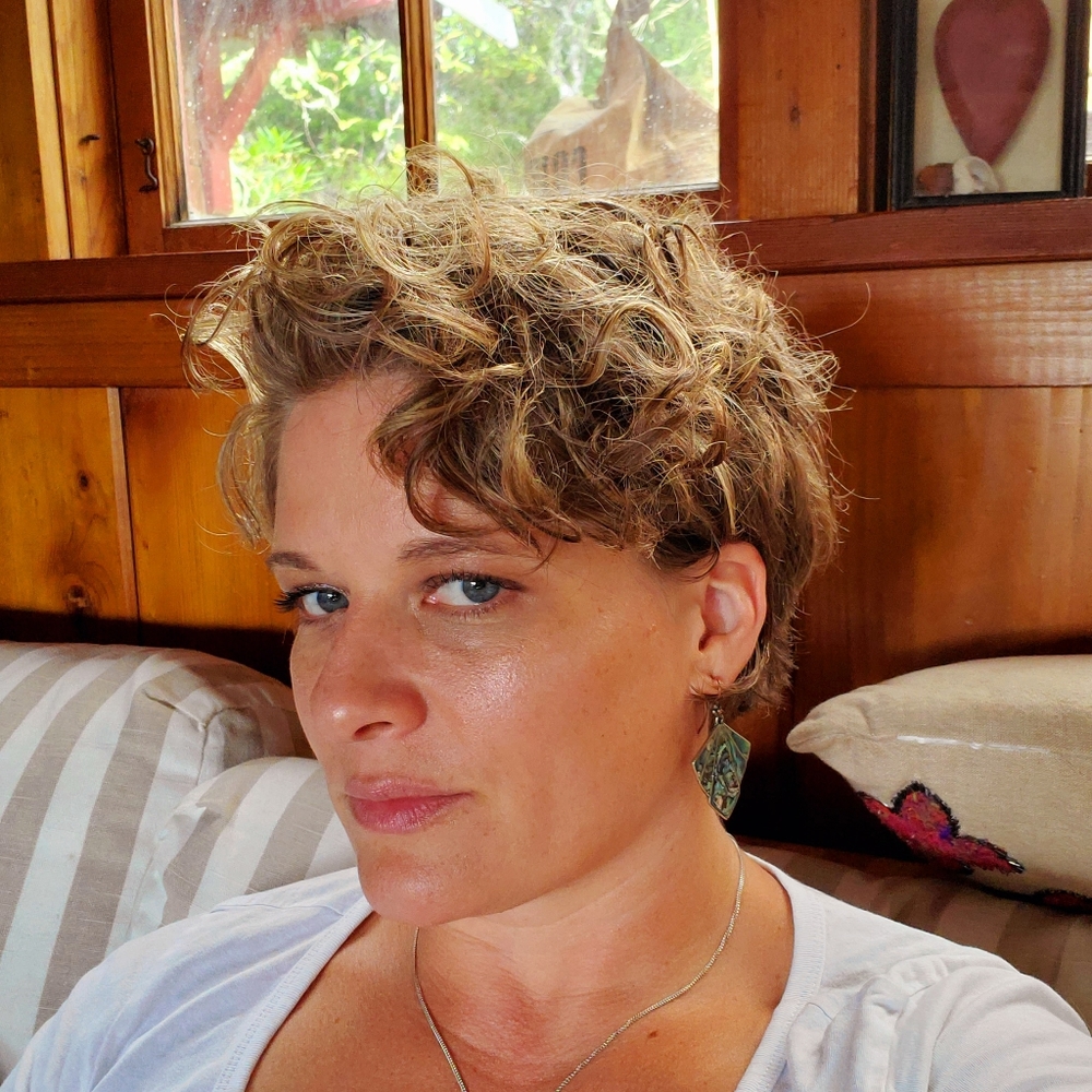 Meet your Posher, Bonnie